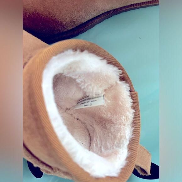 Women's Tan Ankle Boots - Picture 10 of 10